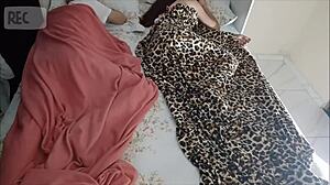 Sobrinha teve que dividir a cama com tio devido reforma de sua casa tudo tramado pelo tio