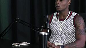 Ela começou em uma festa de suruba gay e um produtor o convidou para gravar mas nunca teve interesse em produtora - will mastro sheer red