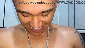 Aquele banho gostoso depois de gozar