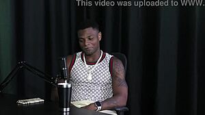 Ela começou em uma festa de suruba gay e um produtor o convidou para gravar mas nunca teve interesse em produtora - will mastro sheer red