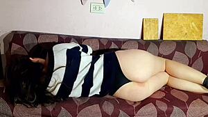 Young Colombian amateur explores her body in reality