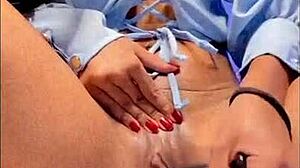 i'm a horny student 18 cumming with double penetraion, squirtin brown rain, bet you cum too hot 4x