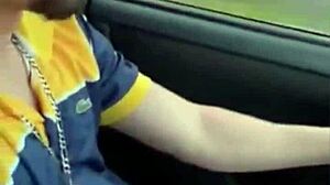 Solo Gay Jerk in Car While Driving?