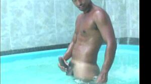 Who is the big cock amateur black escort eating married women?