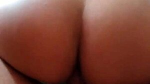 Vagabundo Pauzudo Me Arrombando Toda Enfiando O Pau E A Mão Ao Mesmo Tempo Na Minha Buceta Adoro Ser Aberta.