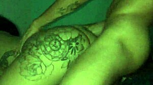 soca tudo na bucetinha da morena gostosa de quatro da bunda grande