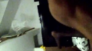 i see the thick little white girl and ray making a big mess together in the room