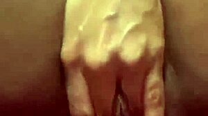 Cumming for an amateur performer, dildo masturbation