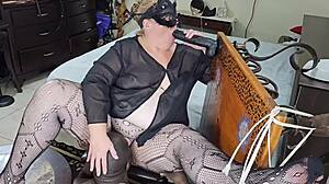 Watch this mature blonde PAWG get her ass fucked doggystyle while riding a dildo