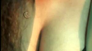 I enjoy watching this live solo video