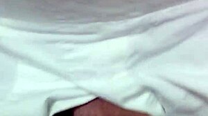 I-I can't stop eating that milf pussy, it's so good