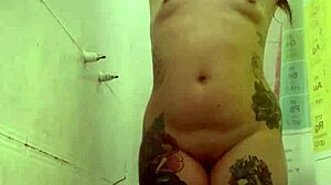Alina Modelista Showers Naked