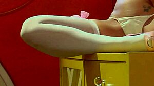 i enjoy these asian glamorous lesbians in their intimate moments