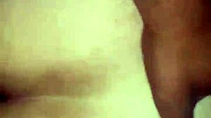 Sexo en la cama con mi perrita