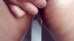 mom alone craving a quick handjob fix