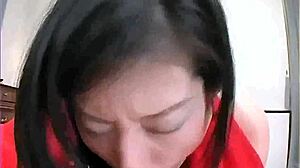 i admire this japanese beautiful girl in stockings