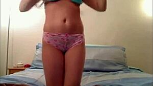 want to see amateur doggy fuck on webcam?