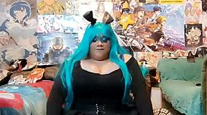 Soy una conejita traviesa que quiere anal y cumshot.