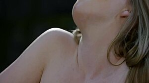 Hot girl masturbates solo