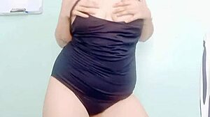 i striptease my undressing ass slut pussy shaved amateurs sexy hairless