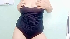 i striptease my undressing ass slut pussy shaved amateurs sexy hairless