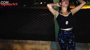 i flash my beautiful ass in the public park, feeling so sexy and exposed