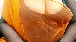 I am the Singapore milf showin my big boobs