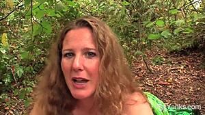 Yanks BBW Jade masturbates and cums hard outdoors