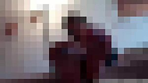 if yur good i'll let ya play with my latina milf feet