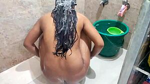 Latina Bhabhi Fucked After Bathing Alone