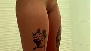 i found her showering and she sucked my cock