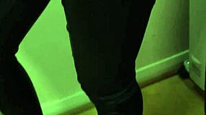 rock chick in leather pants and biker jacket!