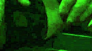 Amateur wife in stockings gives joi!