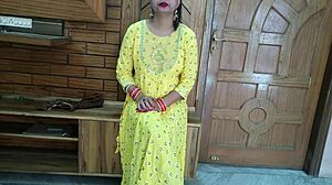 gorgeous malkin nokar xxx sex with ovum and farting in clear hindi roleplay saarabhabhi6