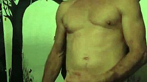 Sexy Southern Slut Sucks Cock Like a Pro!