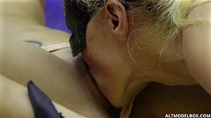 i play with double dildo in cosplay outfit