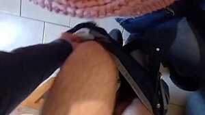 Mi cuñada se calienta después de unos tragos y terminamos follando 🔥