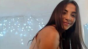 Young Colombian With Big Boobs On Webcam Teases