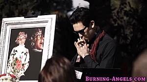 i'm the young goth emo punk girl sucking my boyfriend's cock outdoors. getting facial in hd