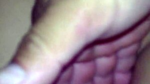 another video of my peruvian wife, just hanging out