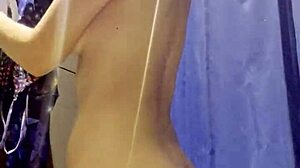 cámara oculta en un probador de un gran almacén