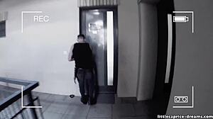 Caprice joins swinger party in rockabilly style