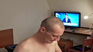 bisek guy explores gay encounters