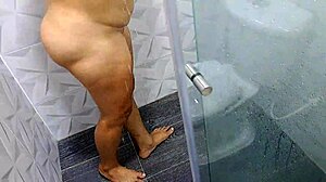 Madrastra Sucking Dick In Shower Pov