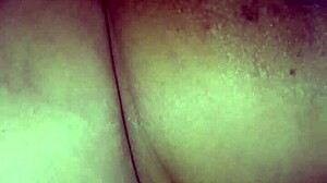 madura pide toda su porcion in a mature european scene