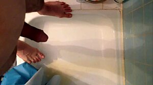 Ich Pisse In Die Dusche - 15 Min Compilation August 2019