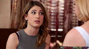 i saw pussylicking petite lesbians get horney, oh wow!