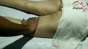 Indian lady full body massage feels so relaxing