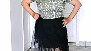 Busty milf mariaold dances seductively with big tits