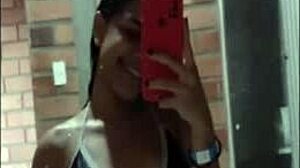 Colombian stepsister seduces with poses, sucking dick